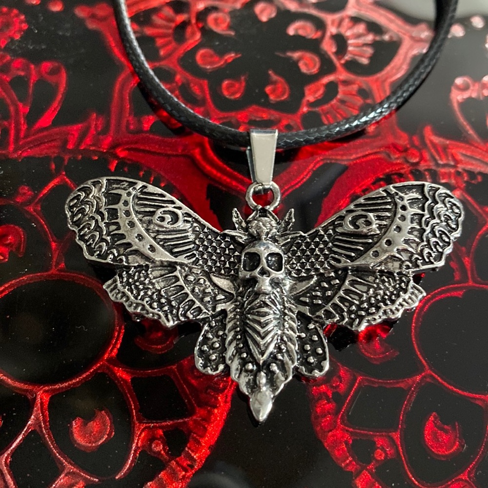 Deathmoth💀 Necklace